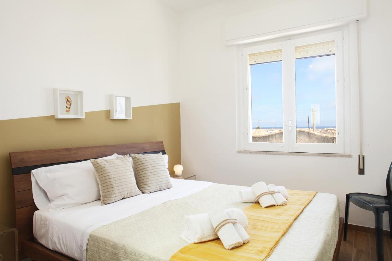 Beachside Rooms & Suites San Vito Lo Capo Exteriör bild