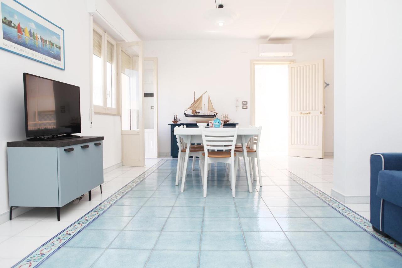 Beachside Rooms & Suites San Vito Lo Capo Exteriör bild