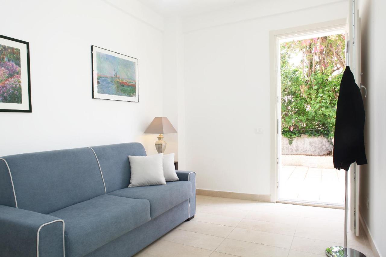 Beachside Rooms & Suites San Vito Lo Capo Exteriör bild
