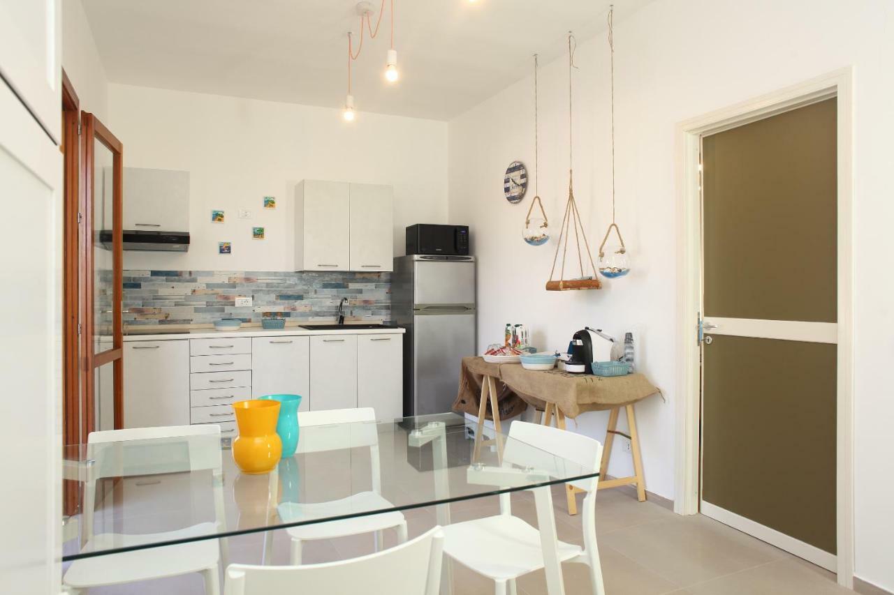 Beachside Rooms & Suites San Vito Lo Capo Exteriör bild
