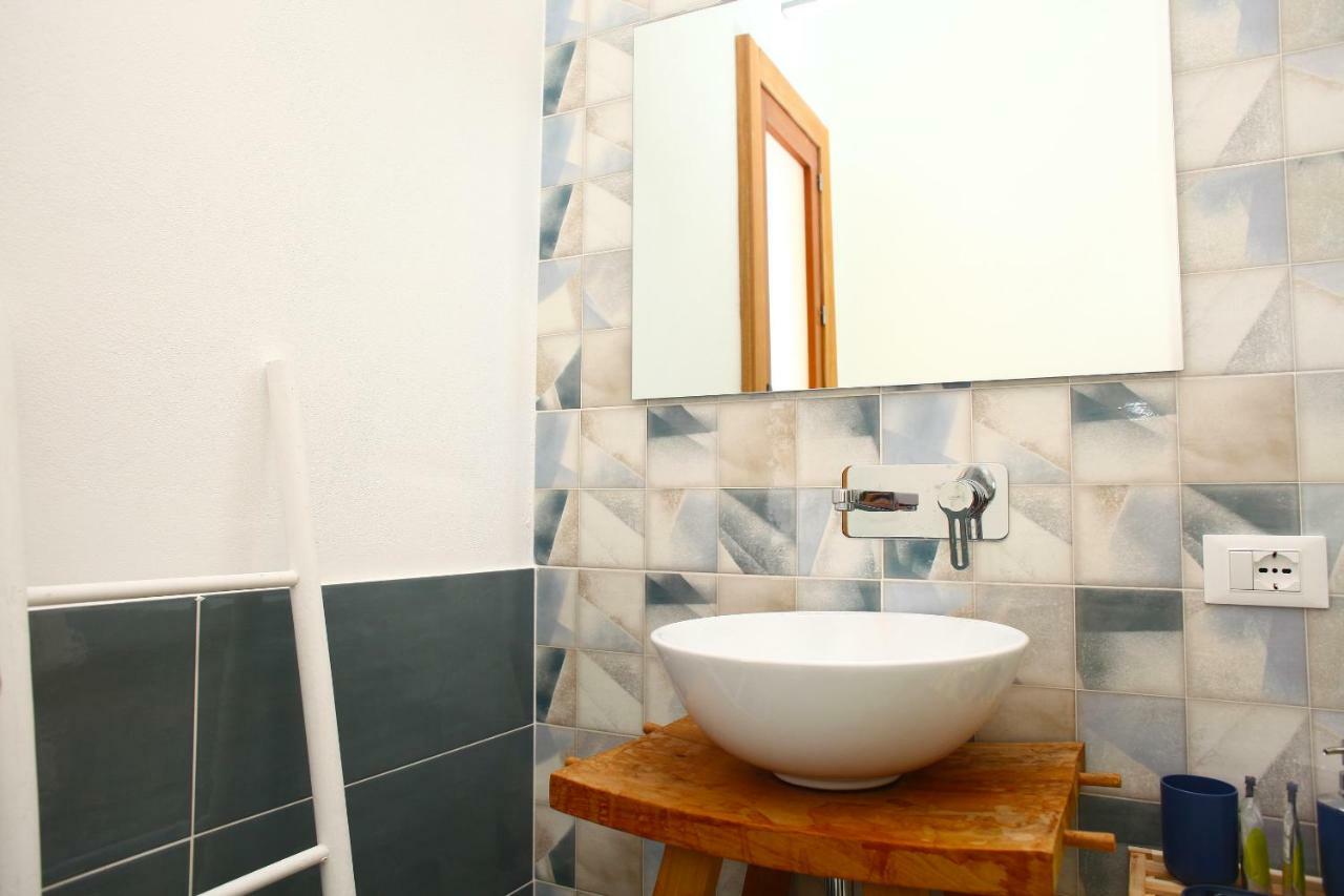 Beachside Rooms & Suites San Vito Lo Capo Exteriör bild
